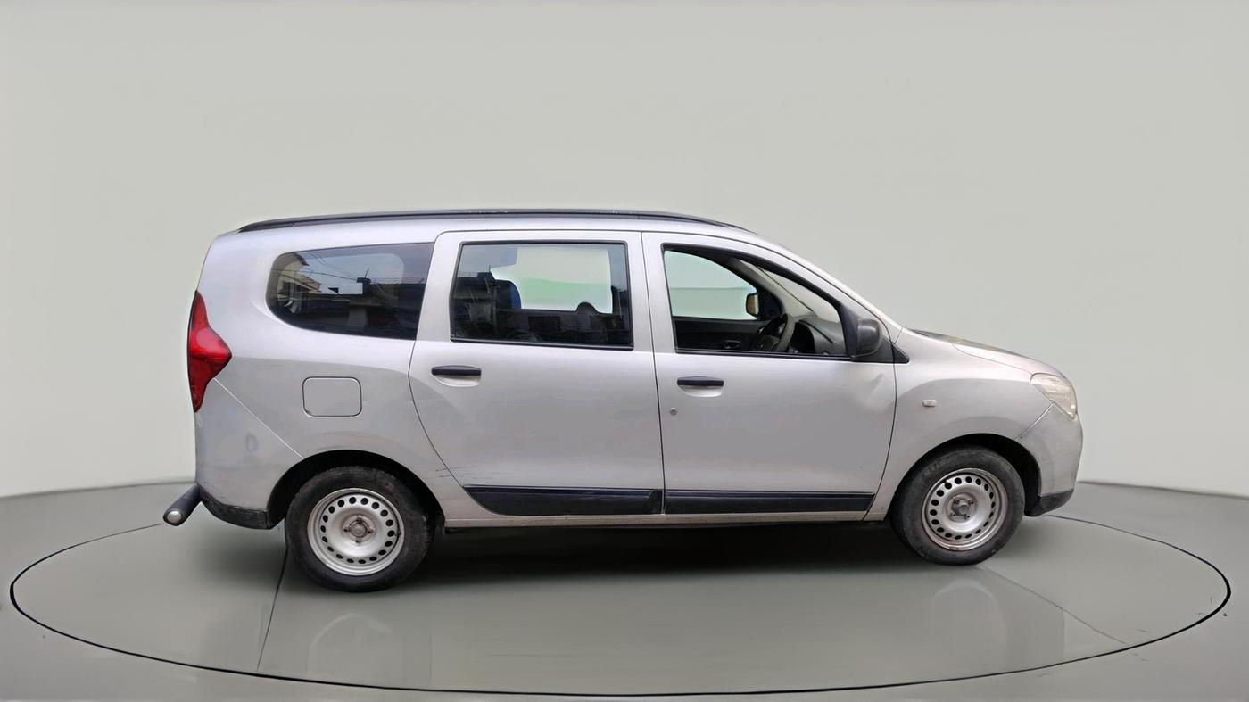 2016 Renault Lodgy 85 PS RXE 7 STR, Diesel, Manual, 1,43,379 km, exterior