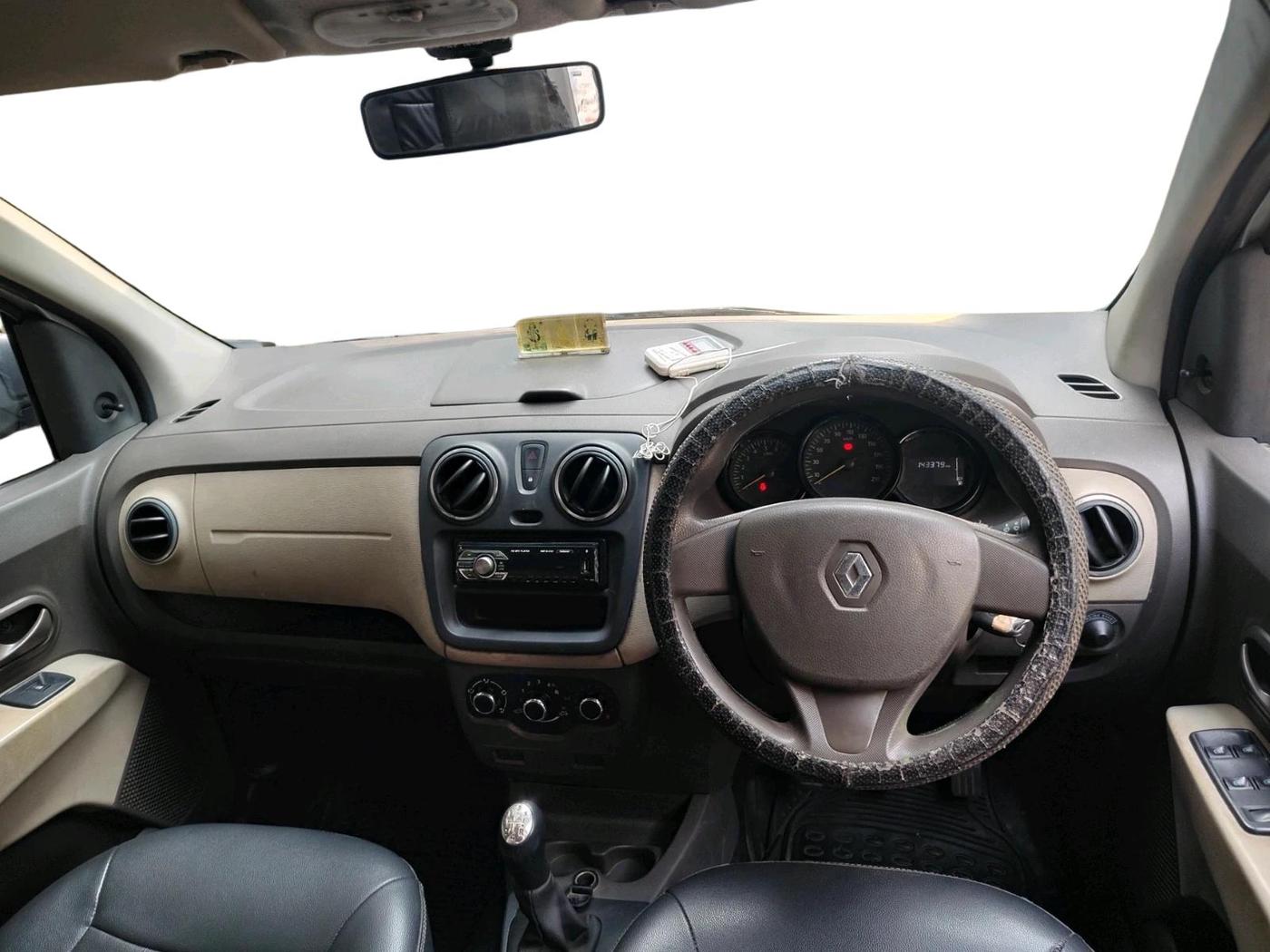 2016 Renault Lodgy 85 PS RXE 7 STR, Diesel, Manual, 1,43,379 km, interior
