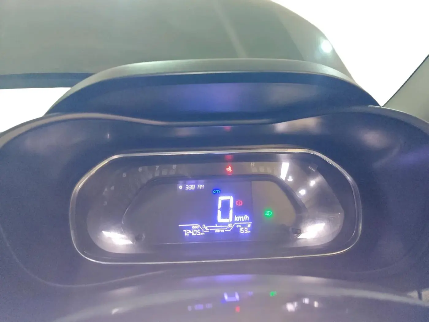 2022 Tata NEXON XE PETROL, Petrol, Manual, 72,405 km, interior