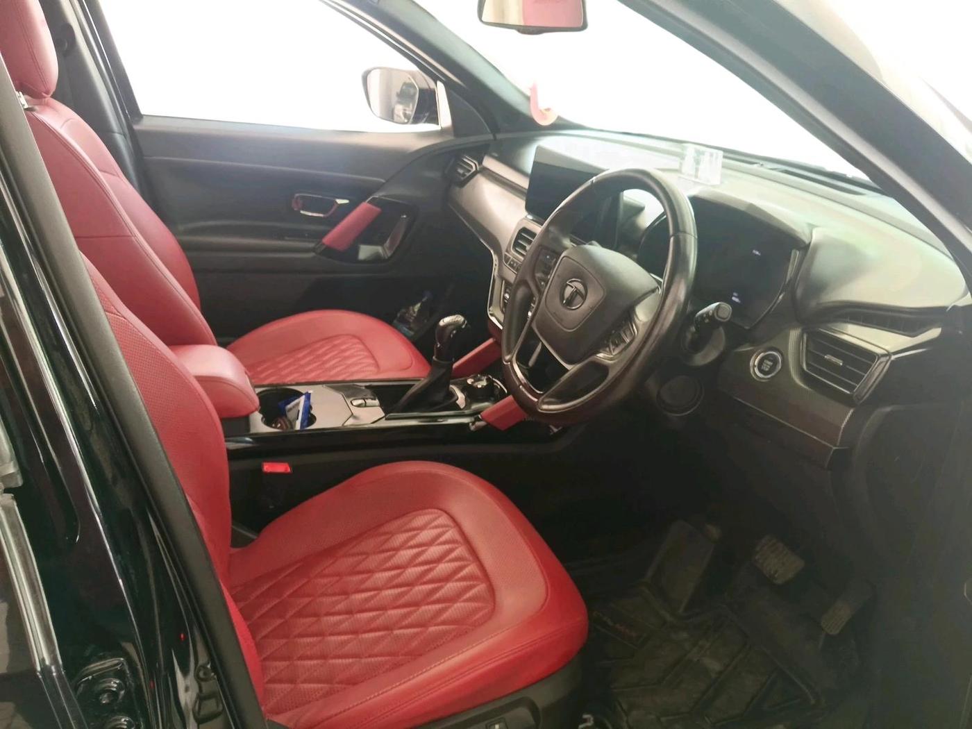 2023 Tata Harrier XZA PLUS RED DARK EDITION , Diesel, Automatic, 40,600 km, interior