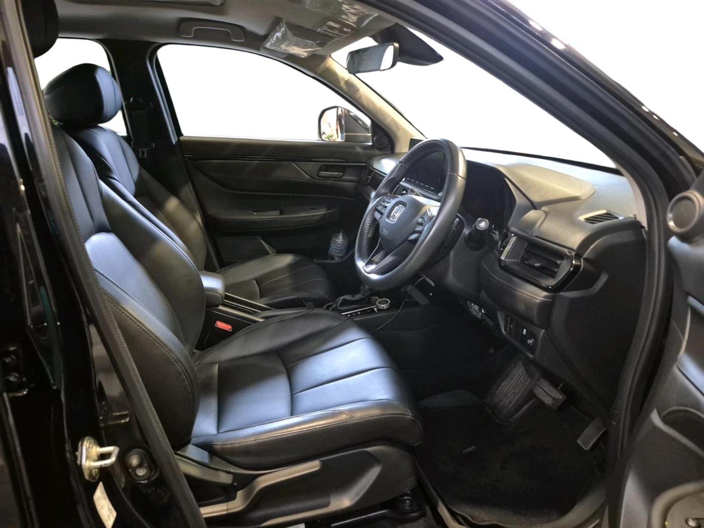 2025 Honda ELEVATE ZX CVT Black Edition, Petrol, Automatic, 7,033 km, interior