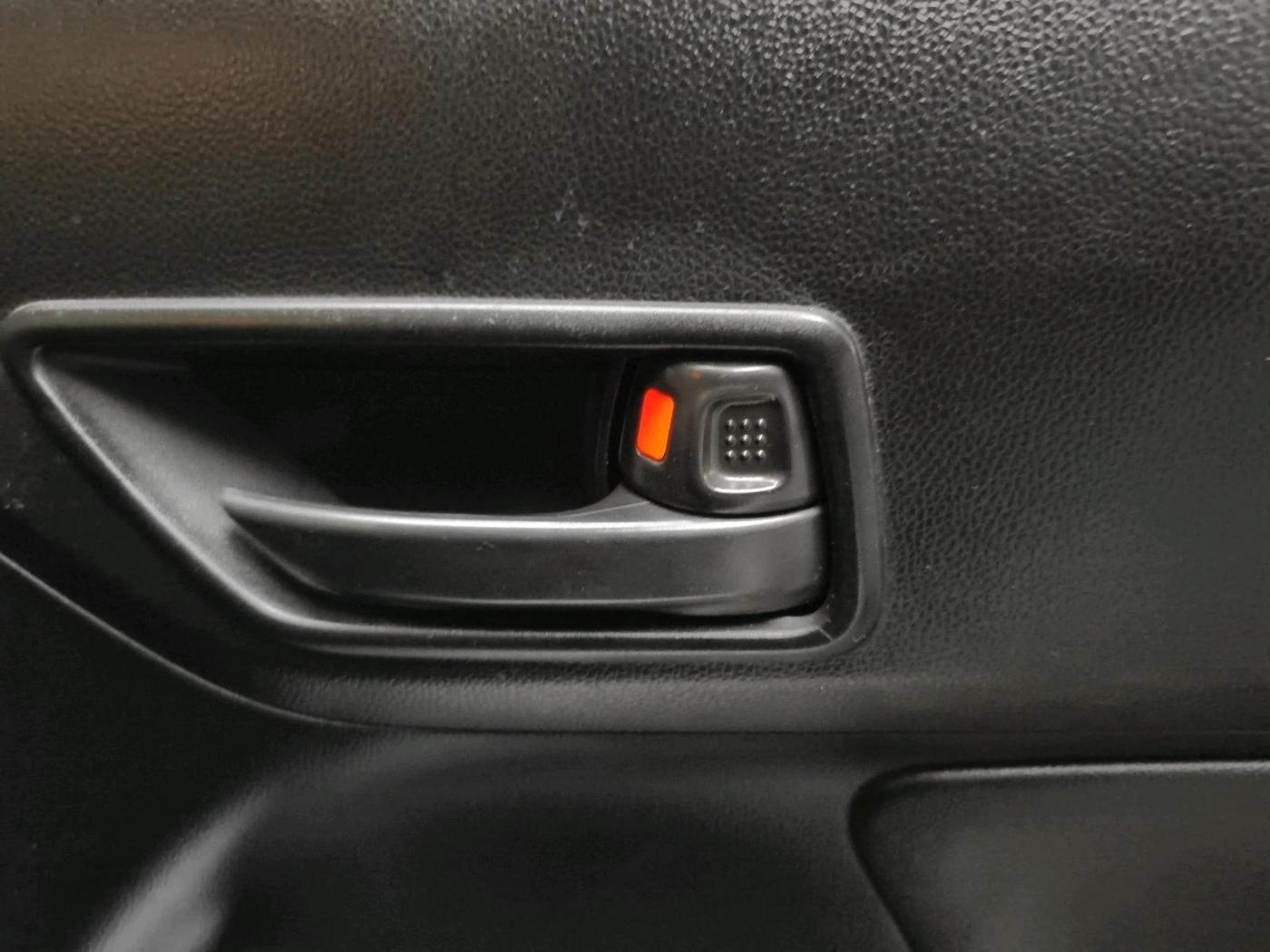 2019 Maruti Swift LXI, Petrol, Manual, 46,490 km, interior