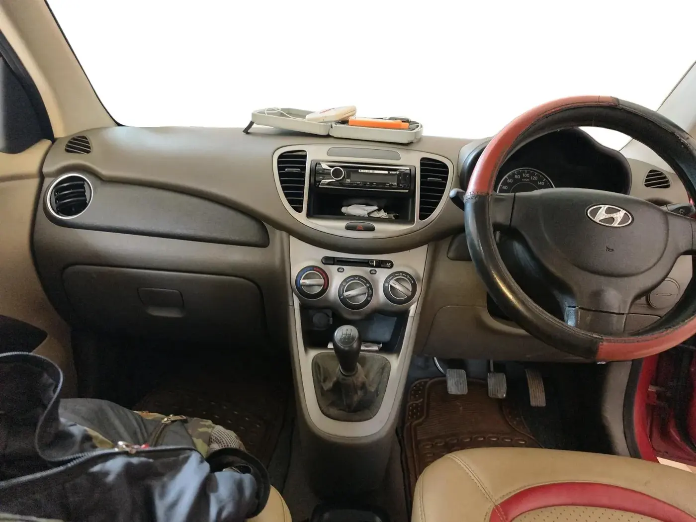 2011 Hyundai i10 MAGNA 1.2, Petrol, Manual, 29,467 km, interior