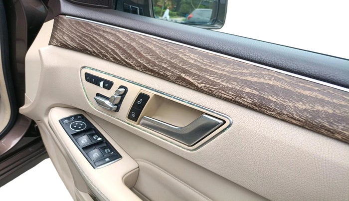 2014 Mercedes Benz E Class E 200 CGI AVANTGARDE, Petrol, Automatic, 84,273 km, interior