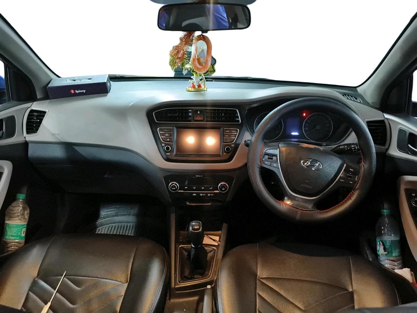 2018 Hyundai Elite i20 ASTA 1.2, Petrol, Manual, 40,238 km, interior