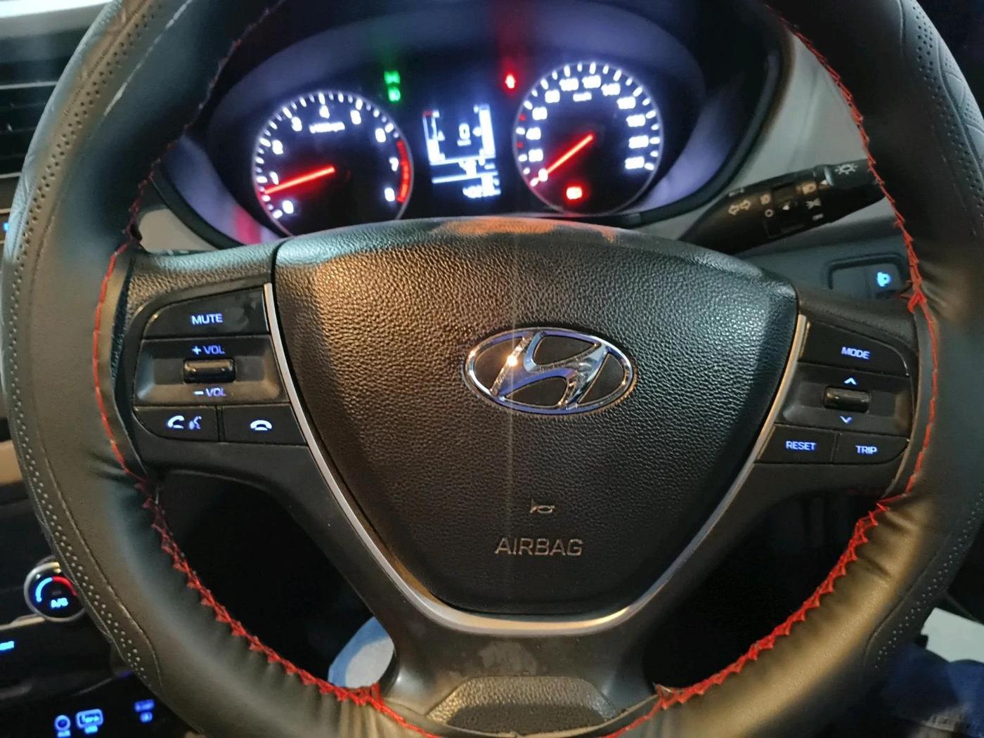 2018 Hyundai Elite i20 ASTA 1.2, Petrol, Manual, 40,238 km, interior