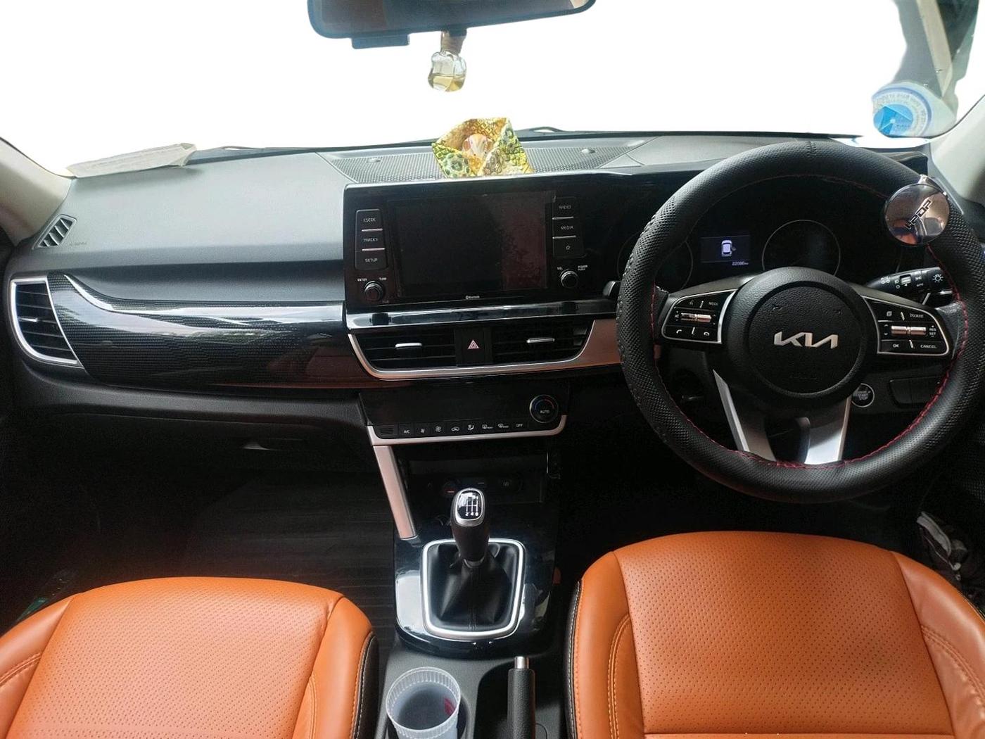 2022 KIA SELTOS HTK PLUS 1.5, Petrol, Manual, 22,086 km, interior