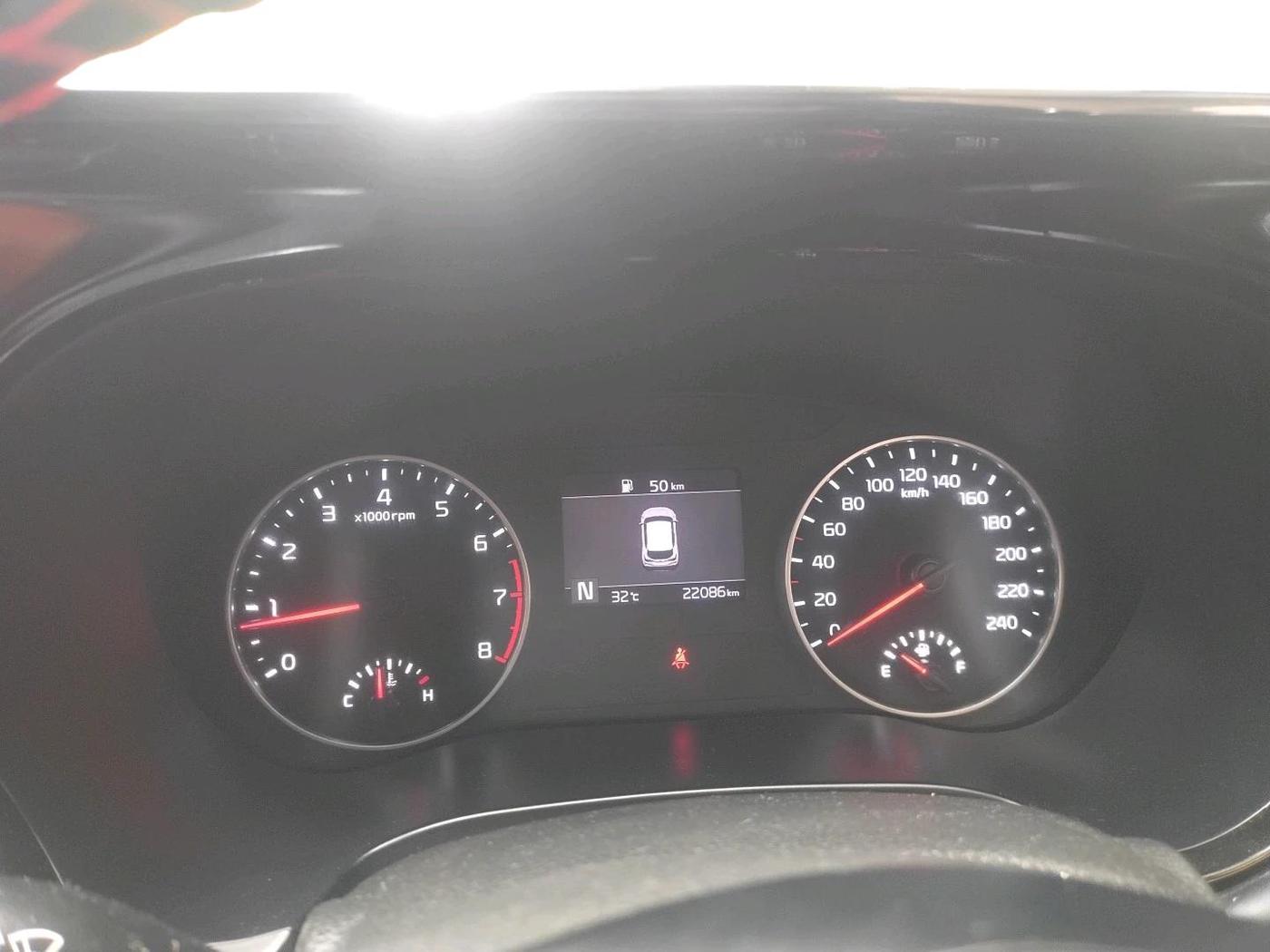 2022 KIA SELTOS HTK PLUS 1.5, Petrol, Manual, 22,086 km, interior