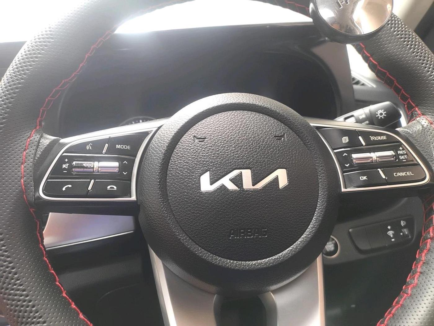 2022 KIA SELTOS HTK PLUS 1.5, Petrol, Manual, 22,086 km, interior