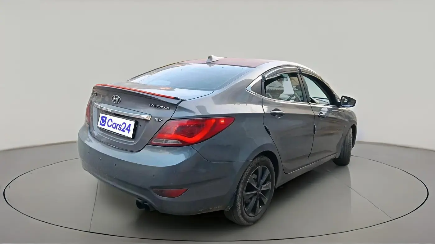 2012 Hyundai Verna FLUIDIC 1.6 CRDI SX, Diesel, Manual, 64,312 km, exterior