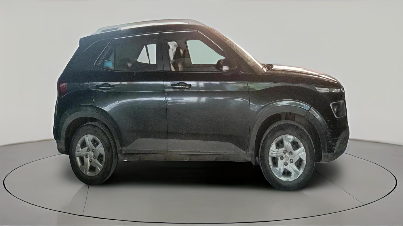 2021 Hyundai VENUE S+ 1.2, Petrol, Manual, 50,983 km, exterior