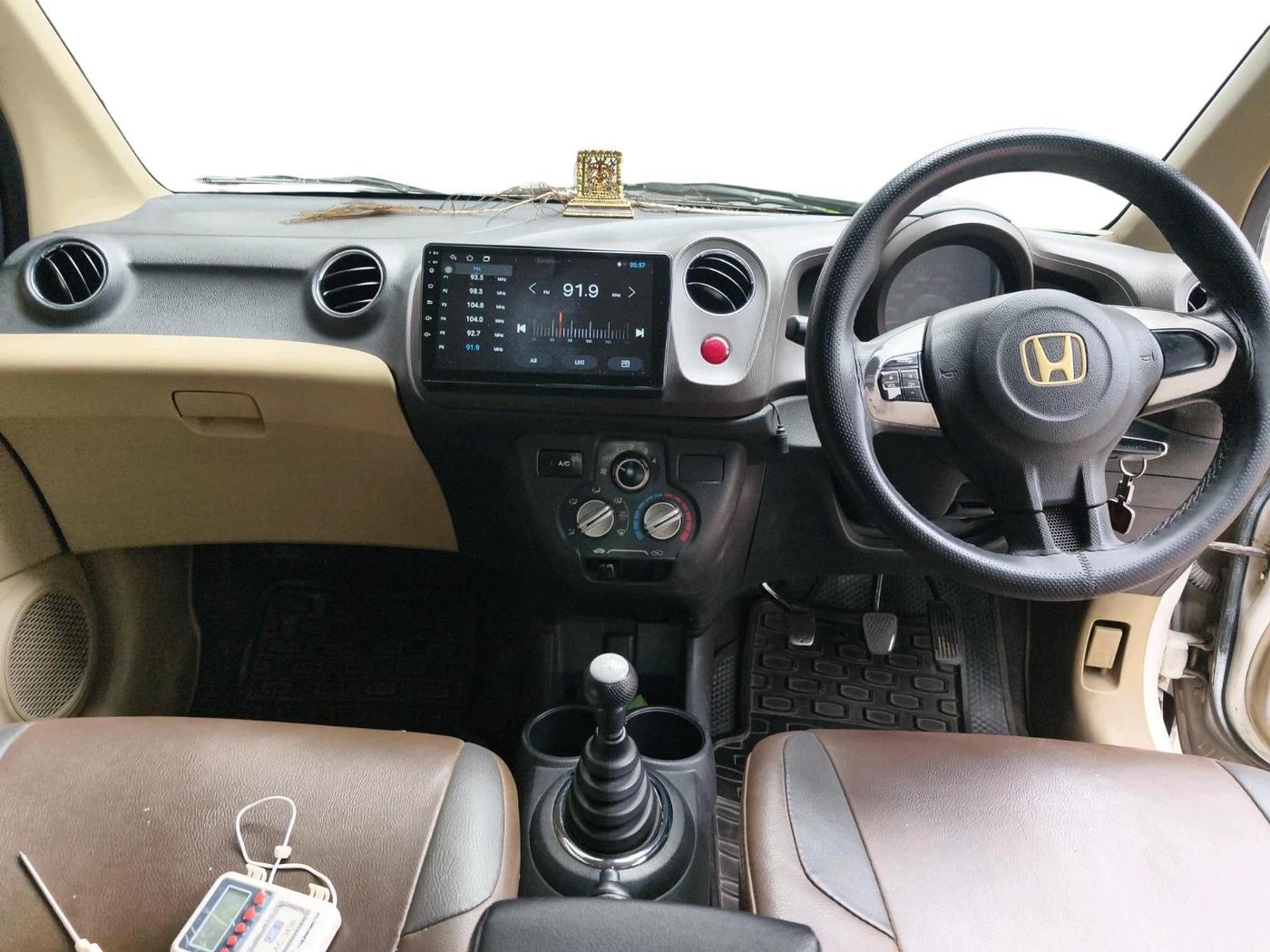 2013 Honda Amaze 1.2L I-VTEC S, Petrol, Manual, 1,04,900 km, interior