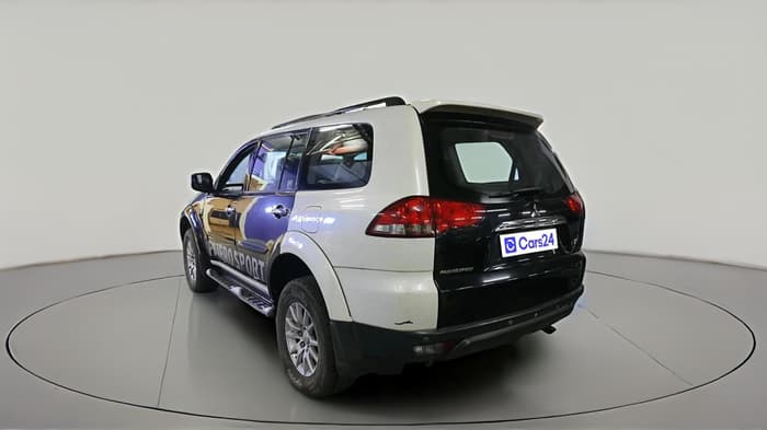 2016 Mitsubishi Pajero Sport 2.5 MT 4X4, Diesel, Manual, 94,088 km, exterior
