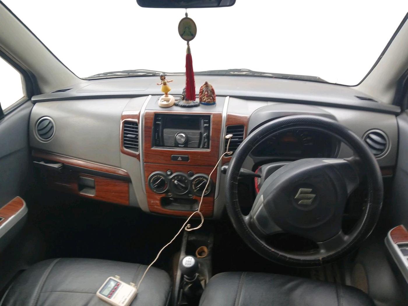 2011 Maruti Wagon R 1.0 LXI, Petrol, Manual, 75,965 km, interior