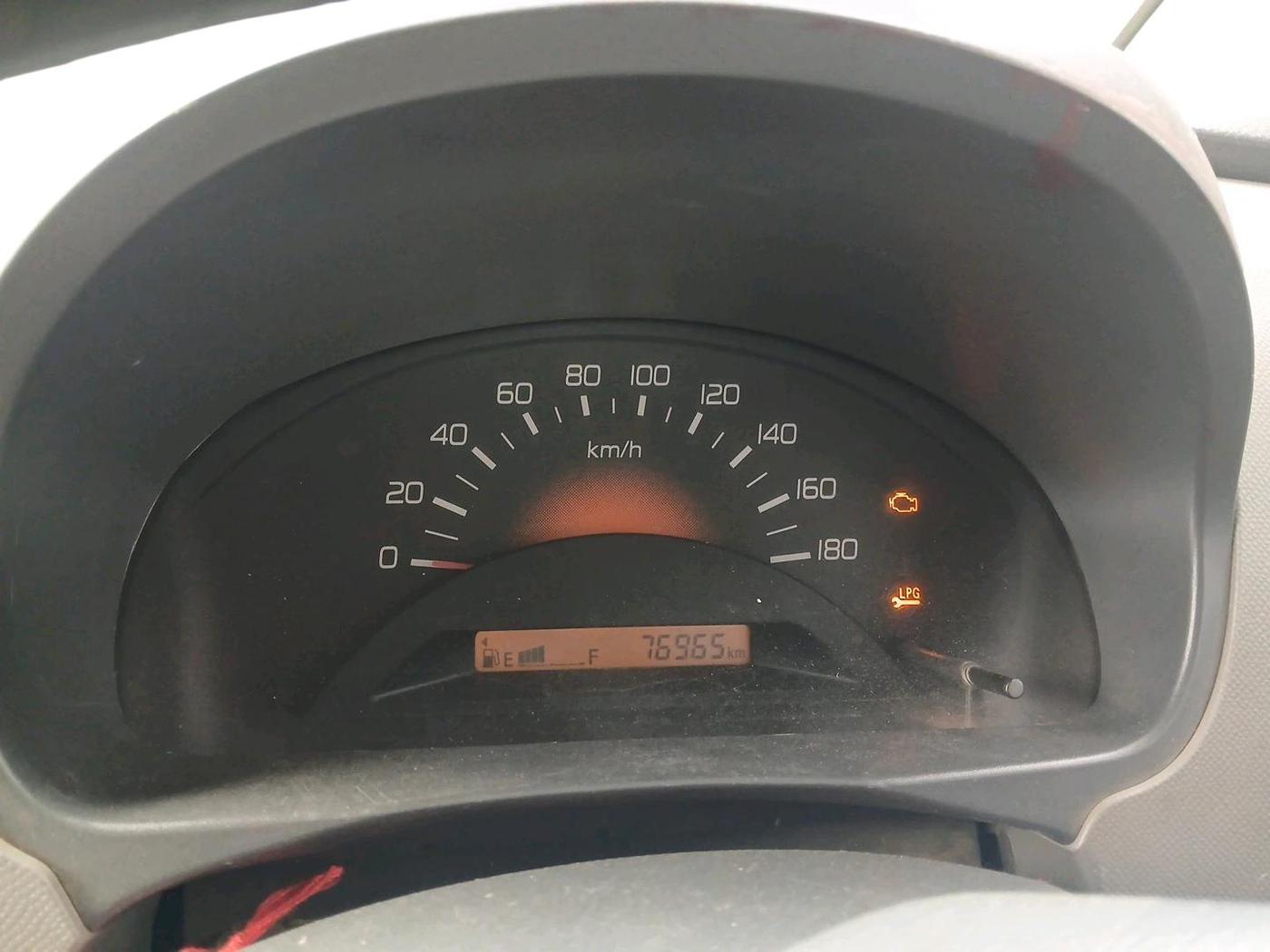 2011 Maruti Wagon R 1.0 LXI, Petrol, Manual, 75,965 km, interior