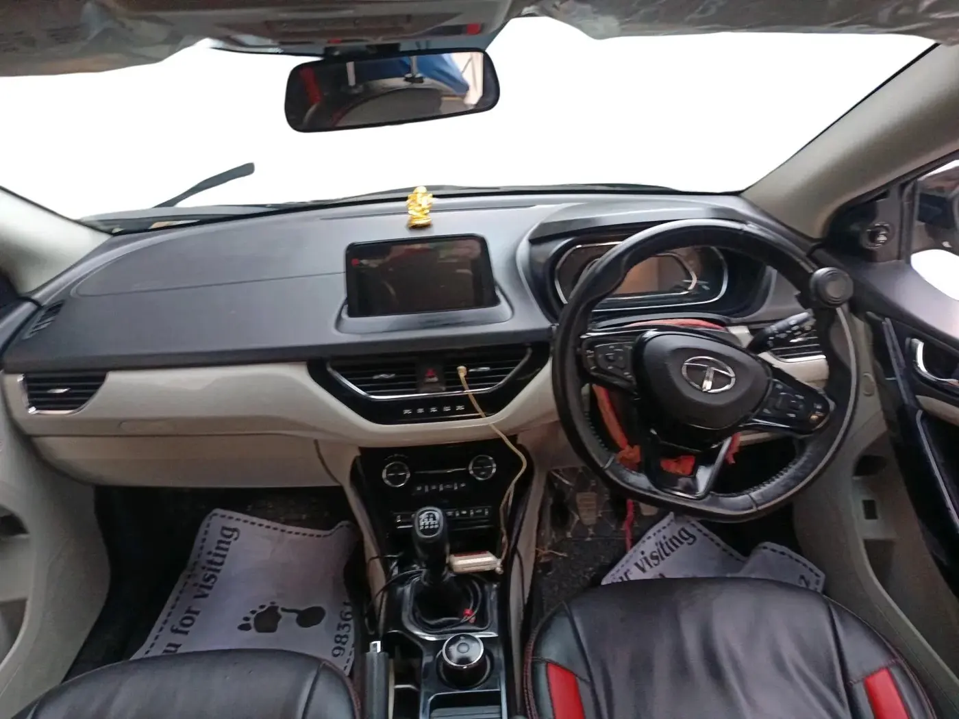 2021 Tata NEXON XZ PLUS PETROL SUNROOF, Petrol, Manual, 15,753 km, interior