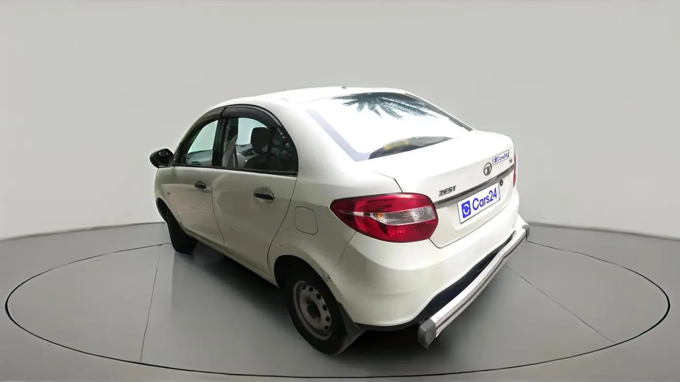 2017 Tata Zest XE 75PS DIESEL, Diesel, Manual, 1,12,350 km, exterior