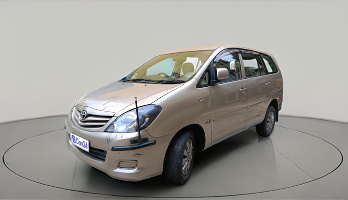 2011 Toyota Innova 2.5 G4 8 STR, Diesel, Manual, 51,074 km, exterior