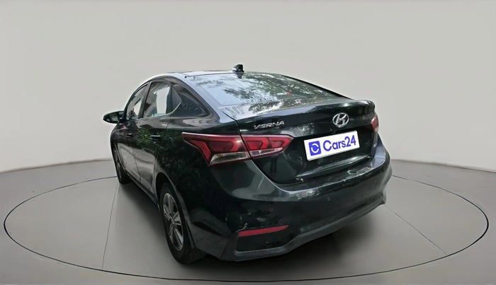 2017 Hyundai Verna 1.6 VTVT SX, Petrol, Manual, 88,093 km, exterior