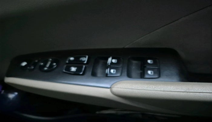 2017 Hyundai Verna 1.6 VTVT SX, Petrol, Manual, 88,093 km, interior