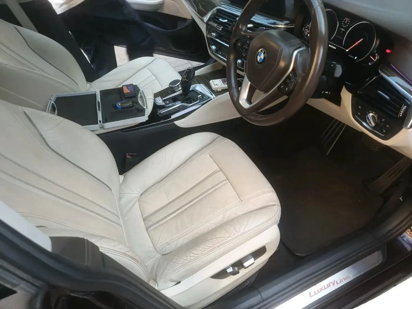 2018 BMW 6 Series 630I GT LUXURYLINE, Petrol, Automatic, 19,819 km, interior