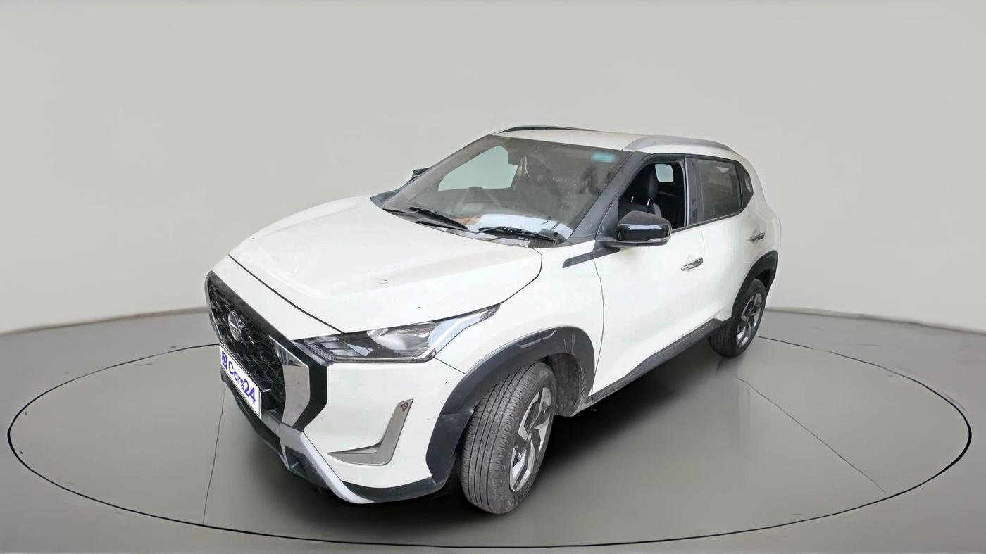2025 Nissan MAGNITE Acenta B4D 1.0 Petrol AMT, Petrol, Automatic, 5,100 km, exterior