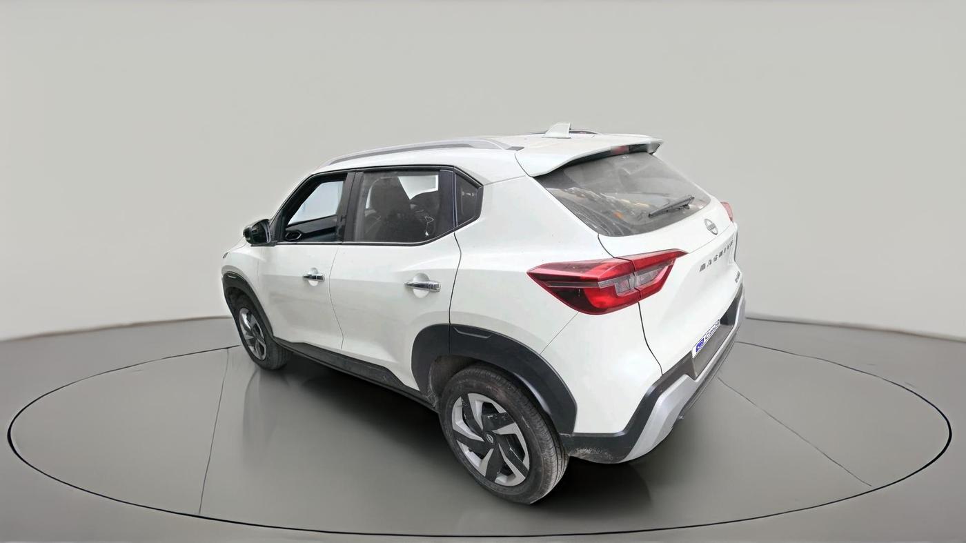 2025 Nissan MAGNITE Acenta B4D 1.0 Petrol AMT, Petrol, Automatic, 5,100 km, exterior