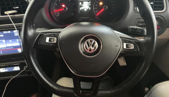 2018 Volkswagen Ameo HIGHLINE PLUS 1.0L 16 ALLOY, Petrol, Manual, 47,466 km, interior