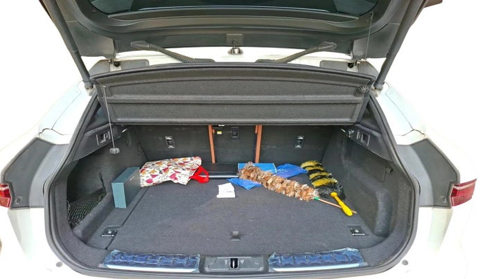 2023 Jaguar F- PACE S R-DYNAMIC 200D, Diesel, Automatic, 21,608 km, exterior