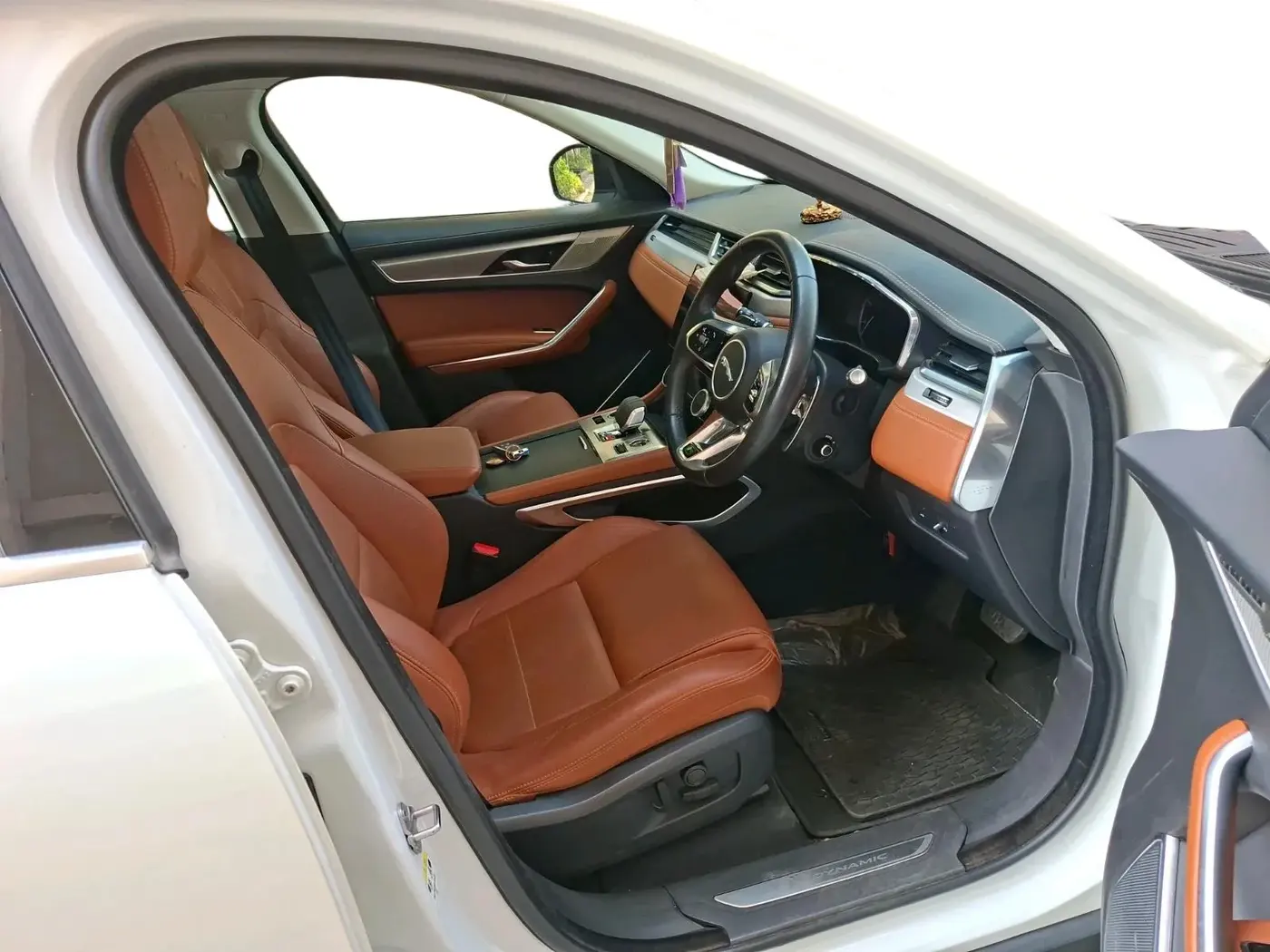 2023 Jaguar F- PACE S R-DYNAMIC 200D, Diesel, Automatic, 21,608 km, interior