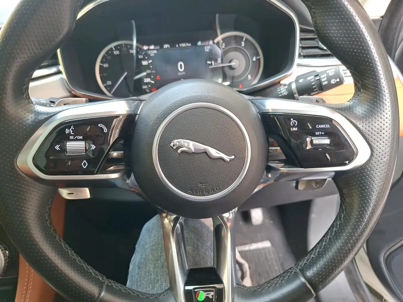 2023 Jaguar F- PACE S R-DYNAMIC 200D, Diesel, Automatic, 21,608 km, interior