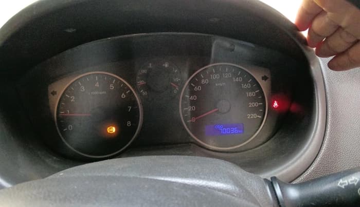 2013 Hyundai i20 SPORTZ 1.2, Petrol, Manual, 70,036 km, interior