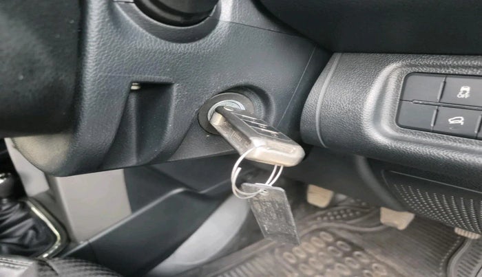 2022 Mahindra Thar LX D 4WD MT CONVERTIBLE, Diesel, Manual, 10,223 km, interior