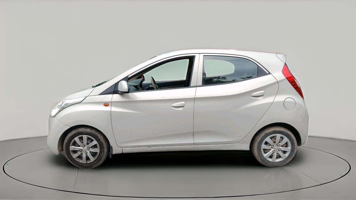 2011 Hyundai Eon SPORTZ, CNG, Manual, 1,43,675 km, exterior