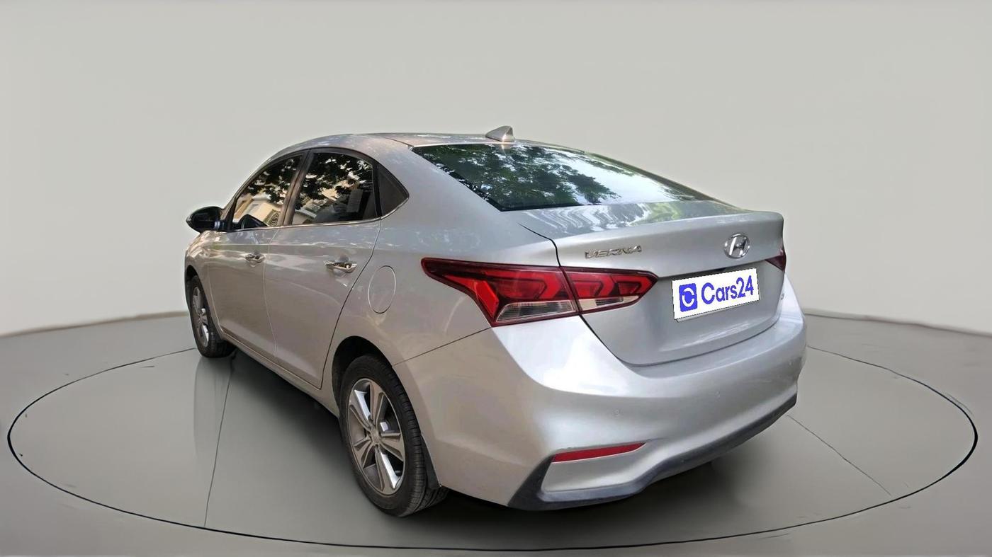 2017 Hyundai Verna 1.6 VTVT SX O, Petrol, Manual, 54,125 km, exterior