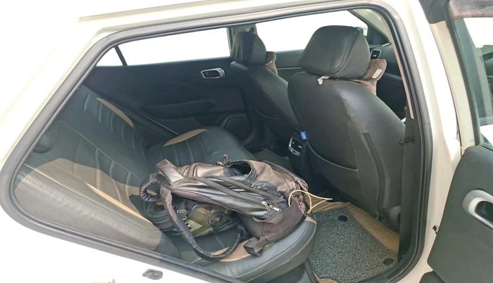 2021 Hyundai VENUE SX 1.0 TURBO, Petrol, Manual, 48,875 km, interior