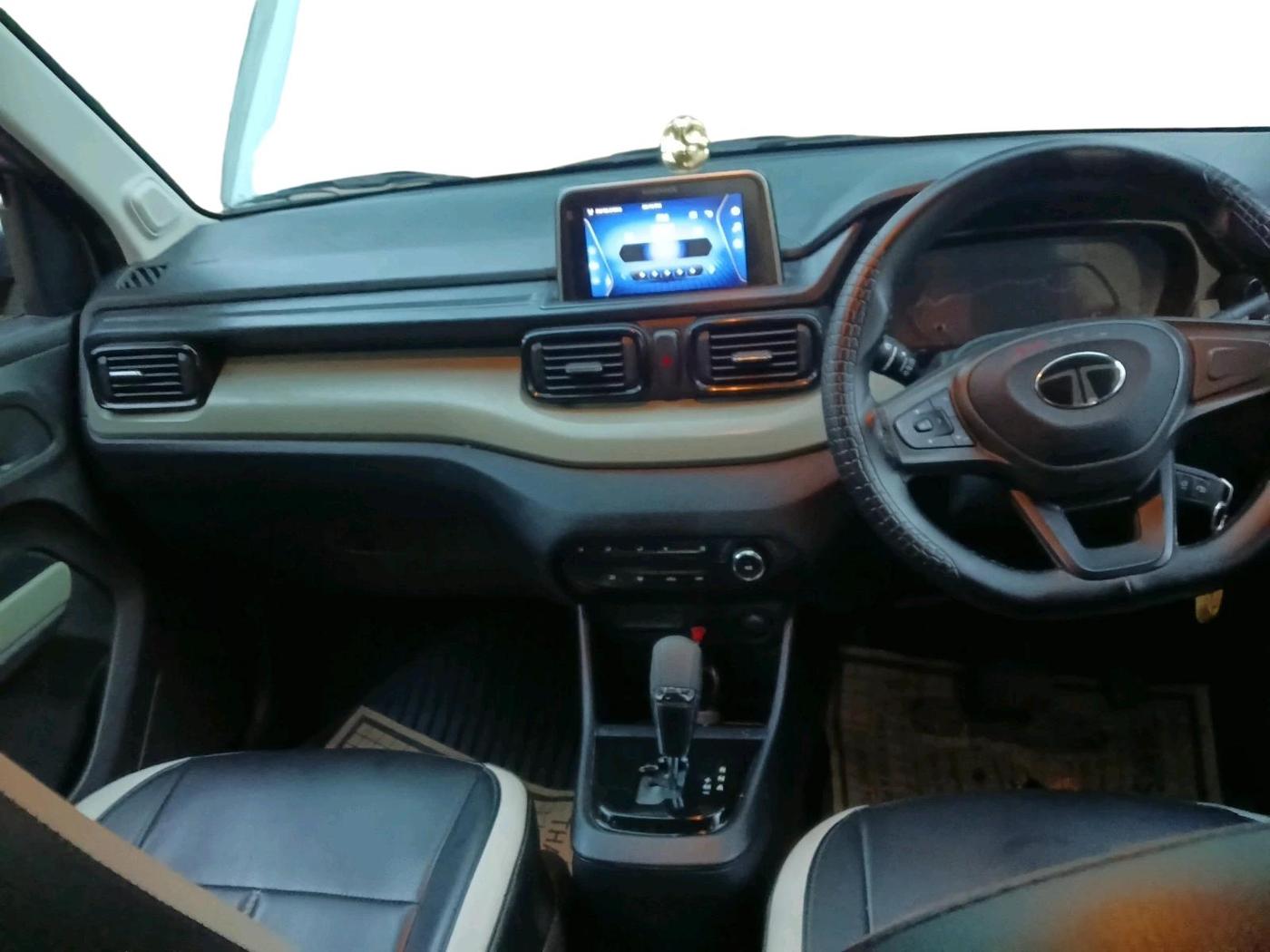2024 Tata PUNCH ADVENTURE RHYTHM PACK AMT, Petrol, Automatic, 10,372 km, interior