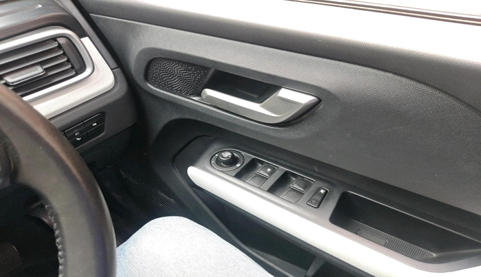 2024 Tata PUNCH CREATIVE  AMT, Petrol, Automatic, 3,493 km, interior