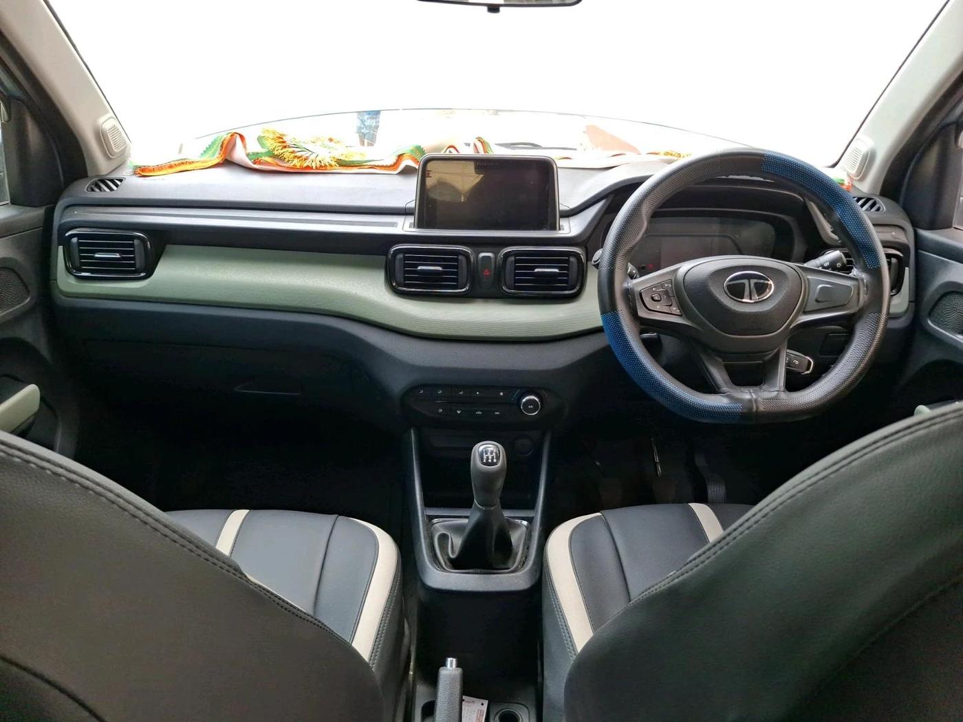 2024 Tata PUNCH ADVENTURE RHYTHM CNG, CNG, Manual, 15,310 km, interior