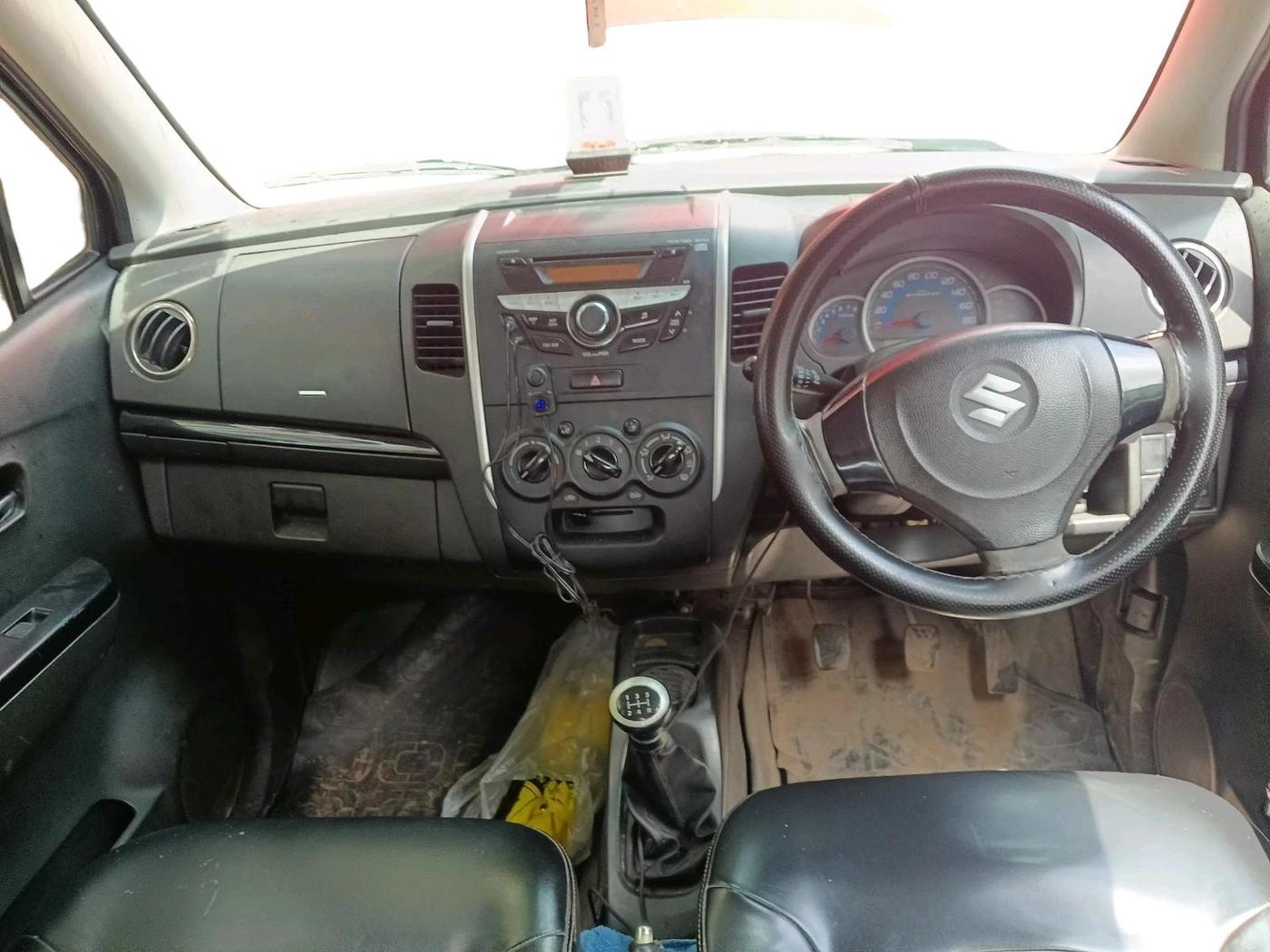 2014 Maruti Wagon R Stingray VXI, Petrol, Manual, 1,34,651 km, interior