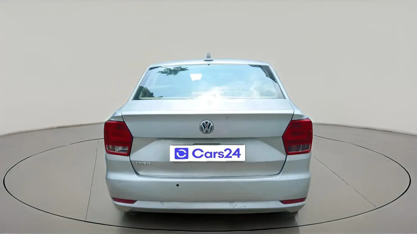 2017 Volkswagen Ameo HIGHLINE1.2L, Petrol, Manual, 80,128 km, exterior