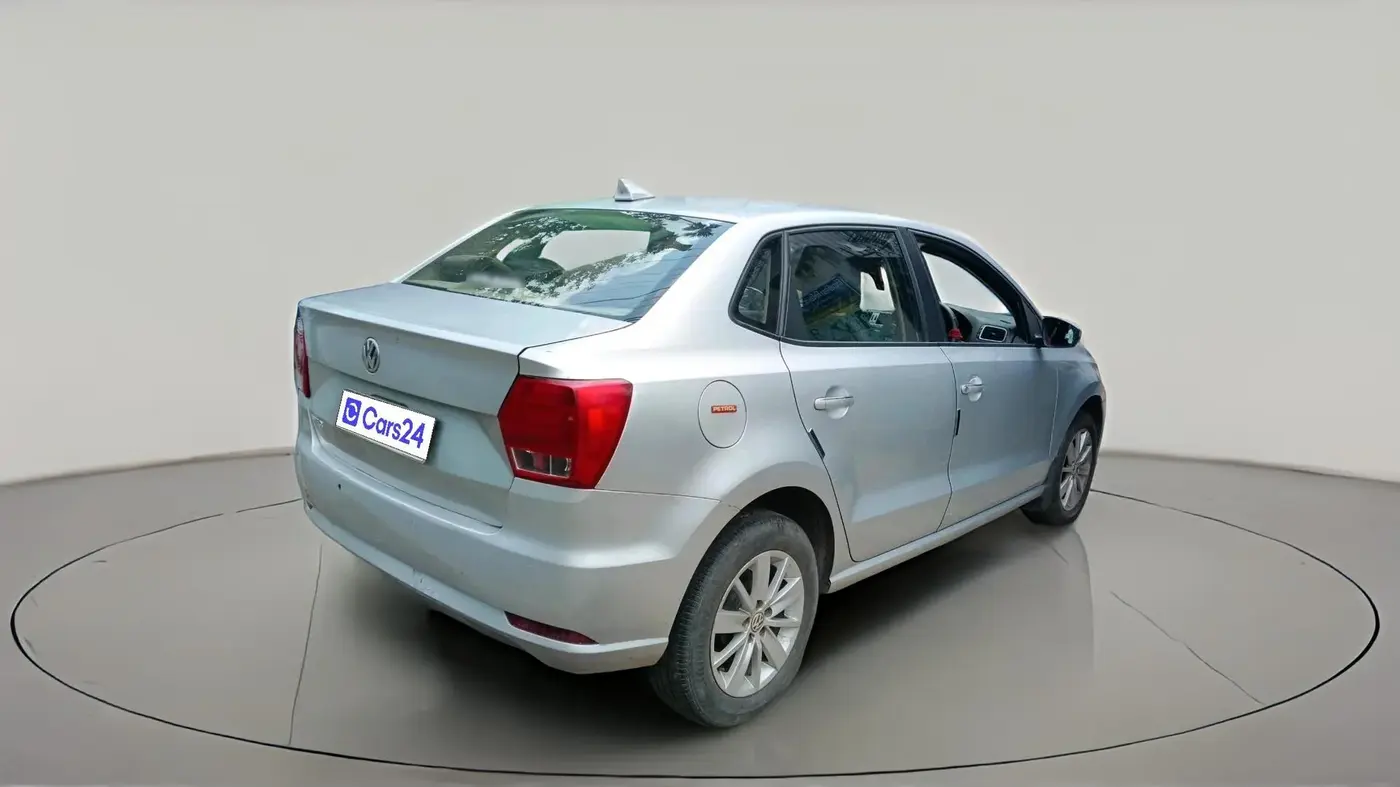 2017 Volkswagen Ameo HIGHLINE1.2L, Petrol, Manual, 80,128 km, exterior
