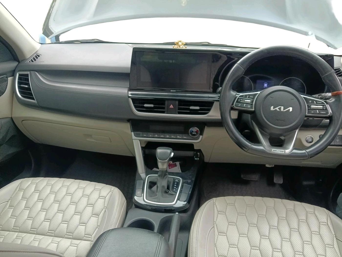 2021 KIA SELTOS HTX IVT 1.5 PETROL, Petrol, Automatic, 49,596 km, interior