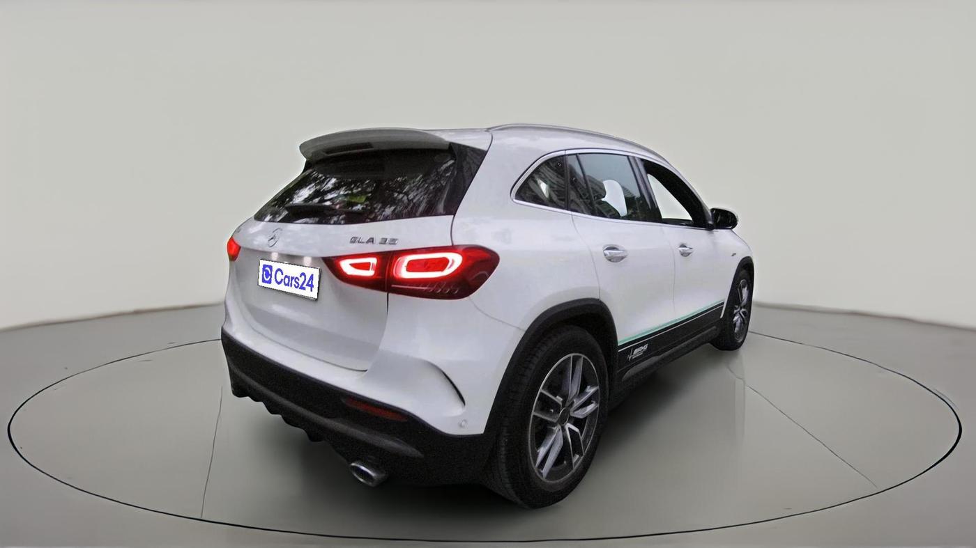 2022 Mercedes Benz GLA Class 35 AMG 4MATIC, Petrol, Automatic, 40,840 km, exterior