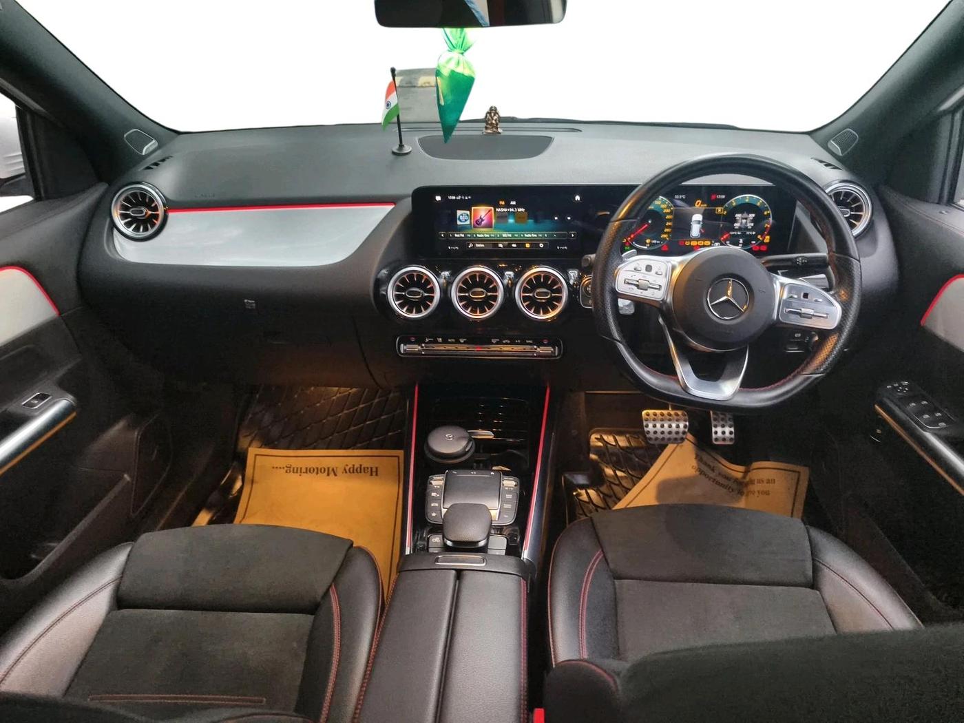 2022 Mercedes Benz GLA Class 35 AMG 4MATIC, Petrol, Automatic, 40,840 km, interior