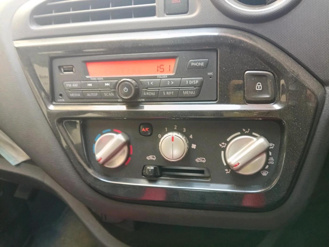 2018 Datsun Redi Go T (O), Petrol, Manual, 49,000 km, interior