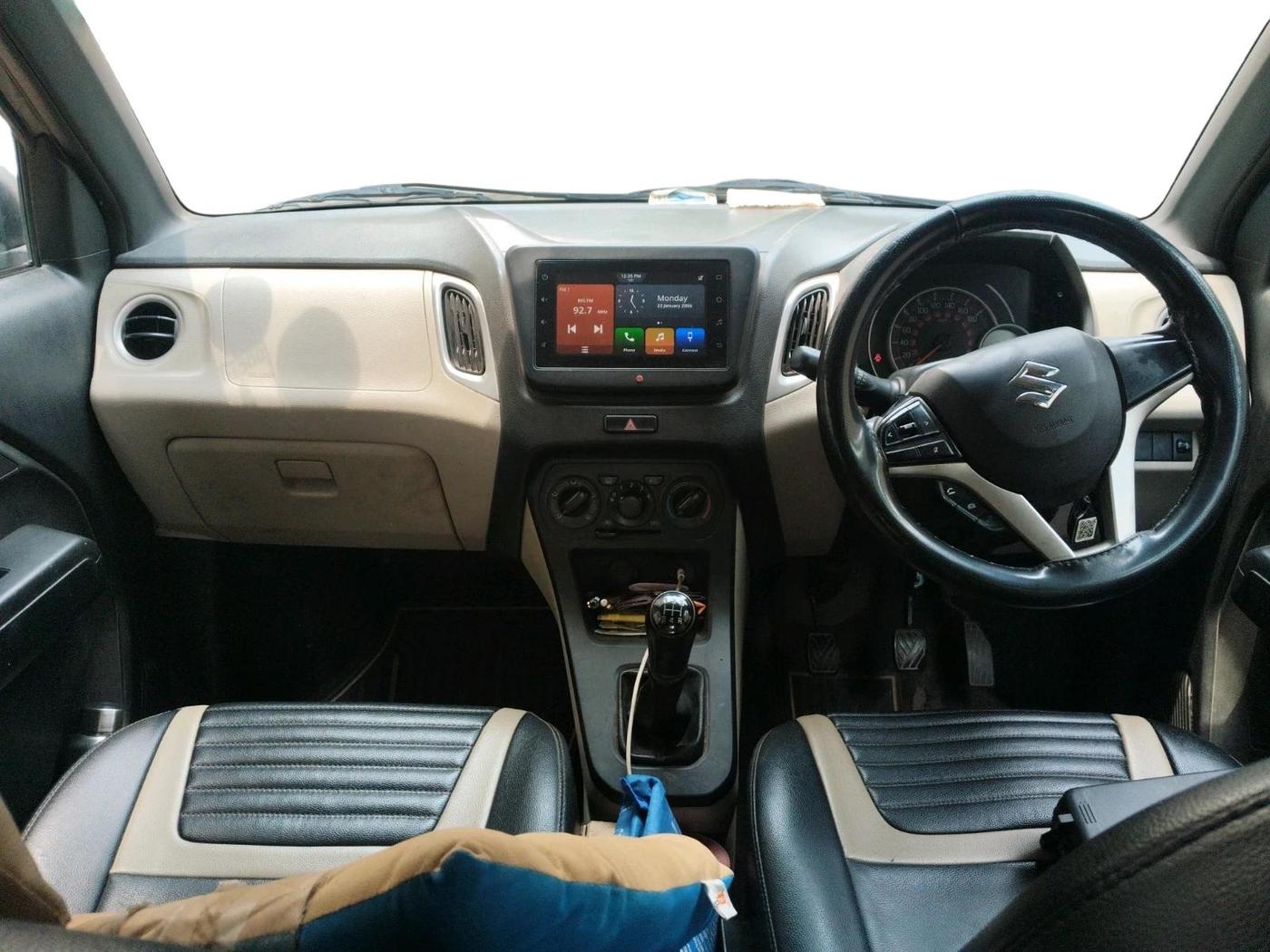 2019 Maruti New Wagon-R ZXI 1.2, Petrol, Manual, 1,38,888 km, interior