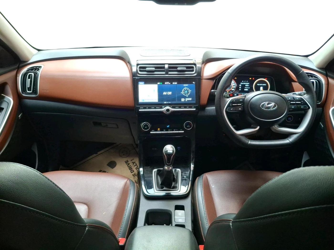 2022 Hyundai ALCAZAR PLATINUM 1.5 MT 7STR, Diesel, Manual, 33,372 km, interior