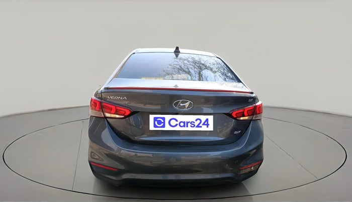 2018 Hyundai Verna 1.6 VTVT SX, Petrol, Manual, 43,976 km, exterior