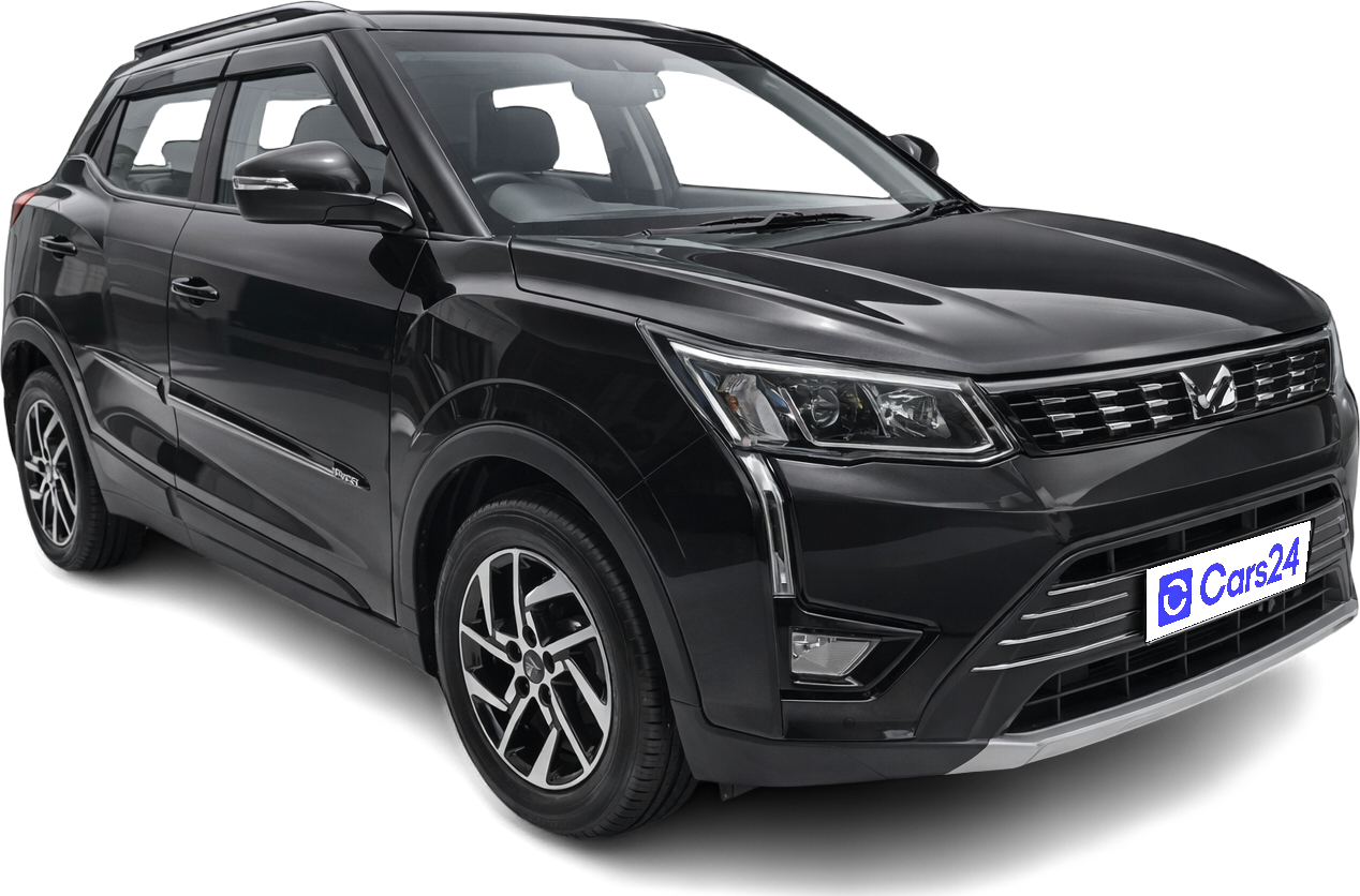 2022 Mahindra XUV300 - SUV - Petrol - Manual - ₹7.90 lakh